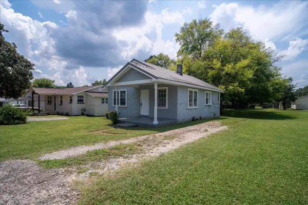 204 S Spurr St, Florence, AL 35630