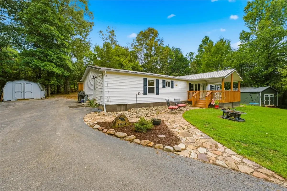 1814 Big Gully Rd, Maryville, TN 37801 - #1