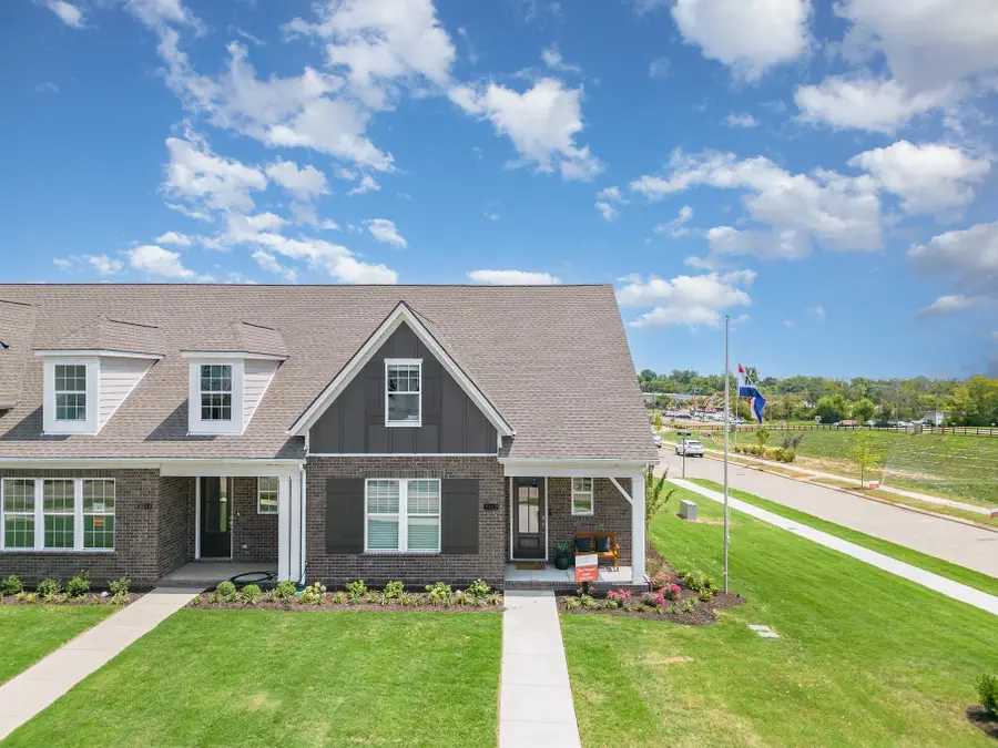6413 Waymeet Dr, Spring Hill, TN 37174 - #2