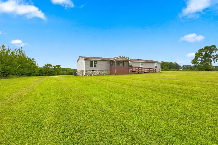477 Dady Rd, Mc Ewen, TN 37101 - #2