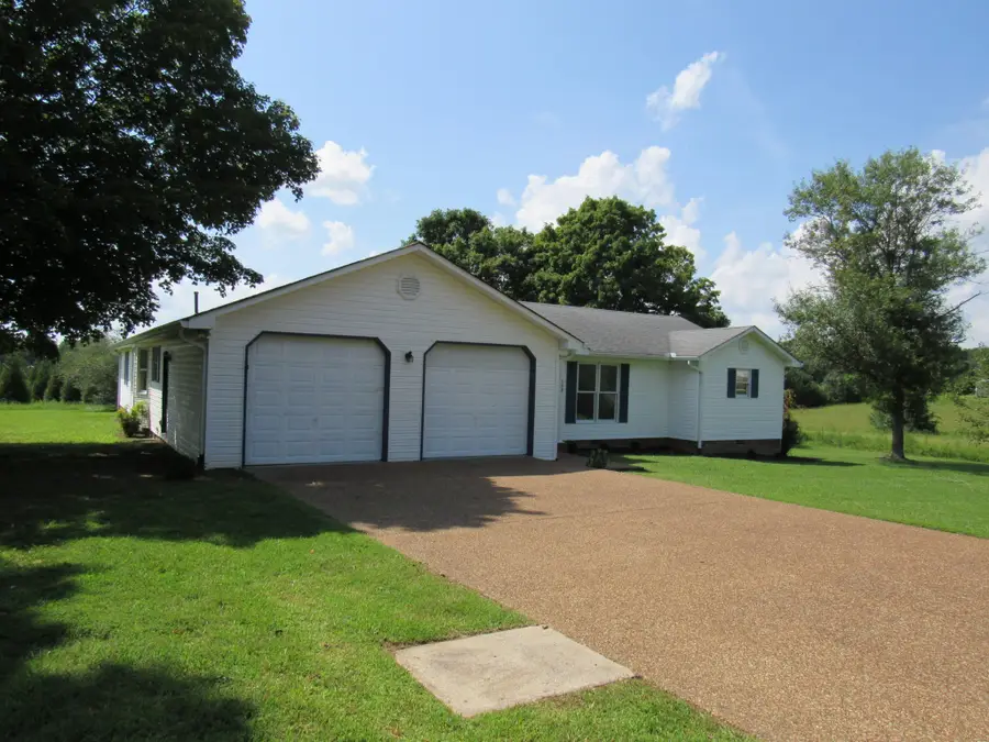 548 Cooper Dr, McMinnville, TN 37110 - #2