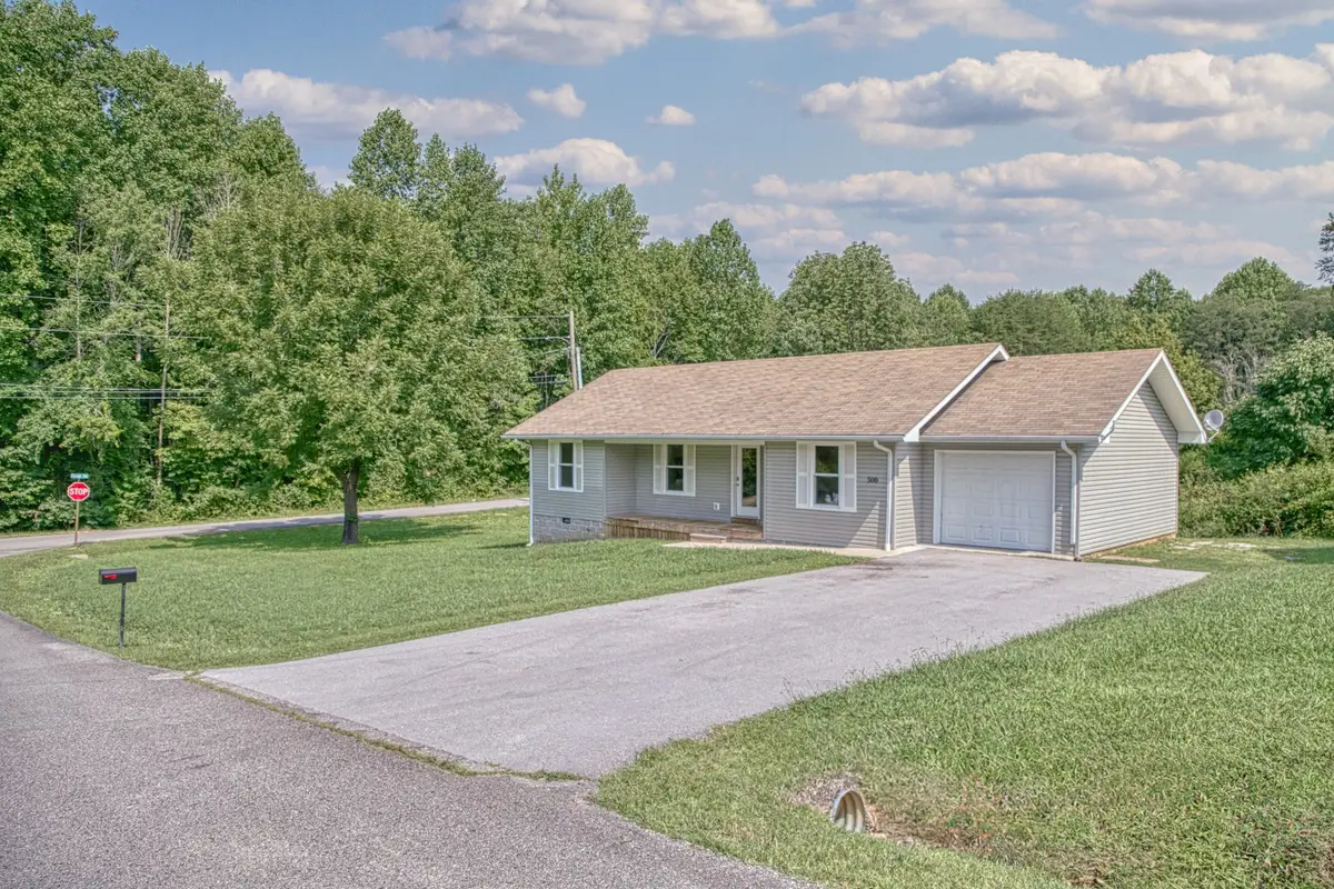 500 Forrest Cove Ln, Cookeville, TN 38501 - #1