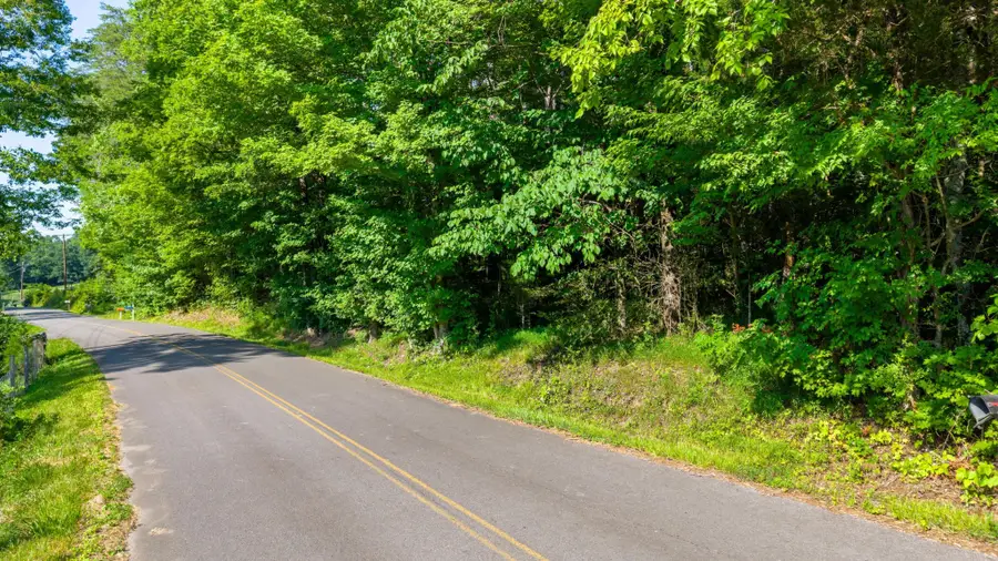 772 Rabbit Valley Rd Nw, Cleveland, TN 37312 - #2
