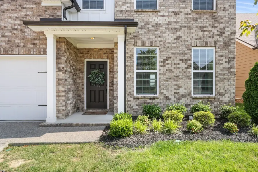 443 Black Walnut Dr, Gallatin, TN 37066 - #2