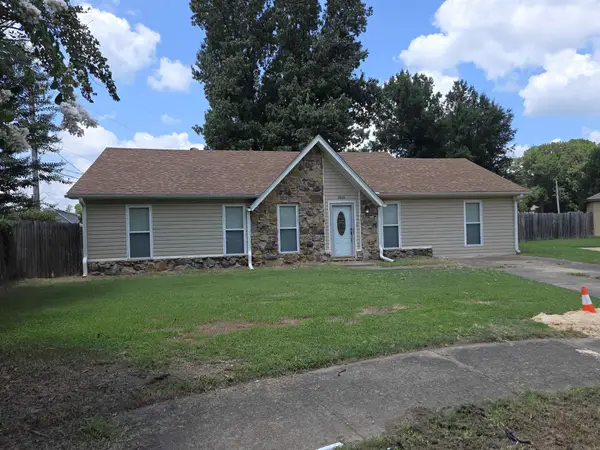 7869 Sweet Bark Rd, Millington, TN 38053