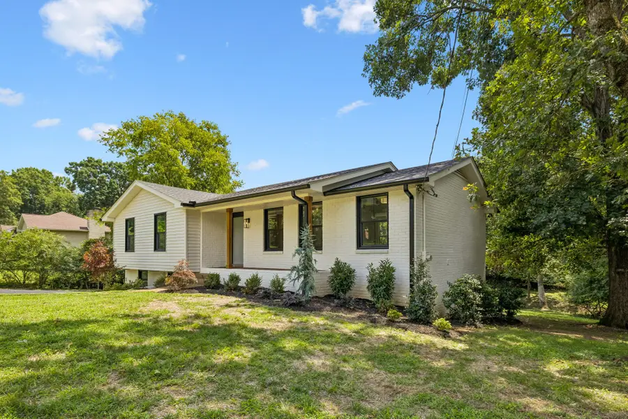 108 Airfloat Dr, Hendersonville, TN 37075 - #2