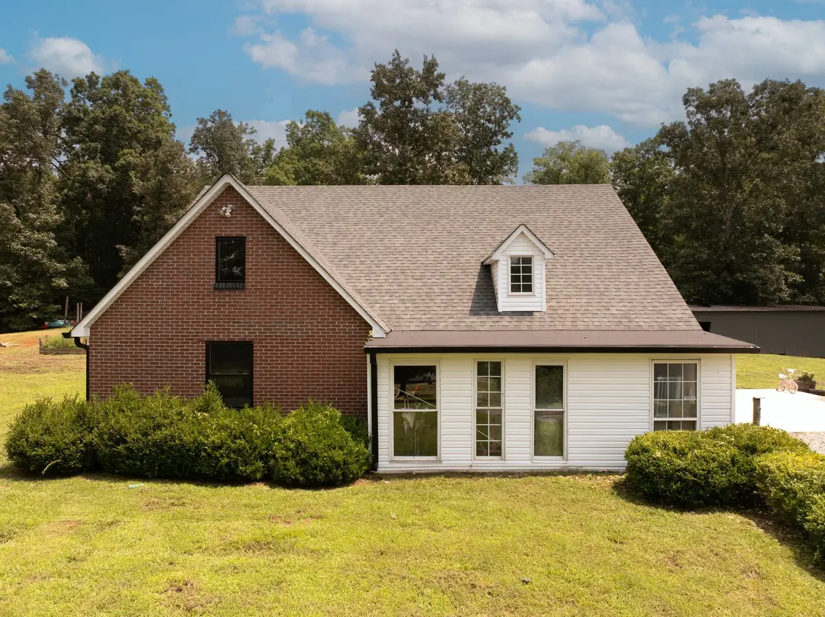 443 Paradise Ln, McMinnville, TN 37110 - #1