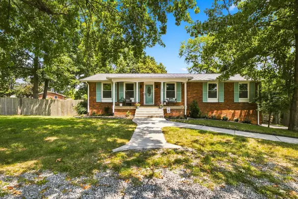 106 Marseille Dr, Hendersonville, TN 37075
