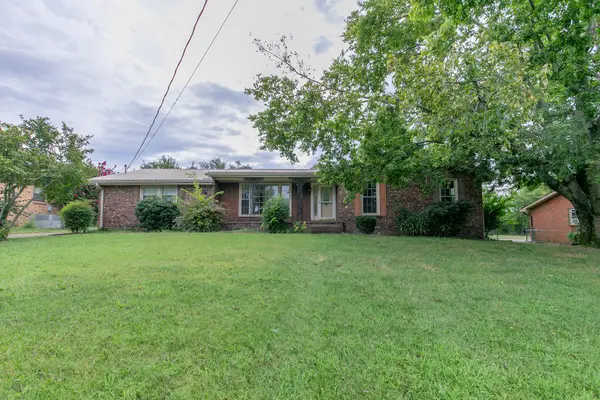 307 Donna Dr, Hendersonville, TN 37075