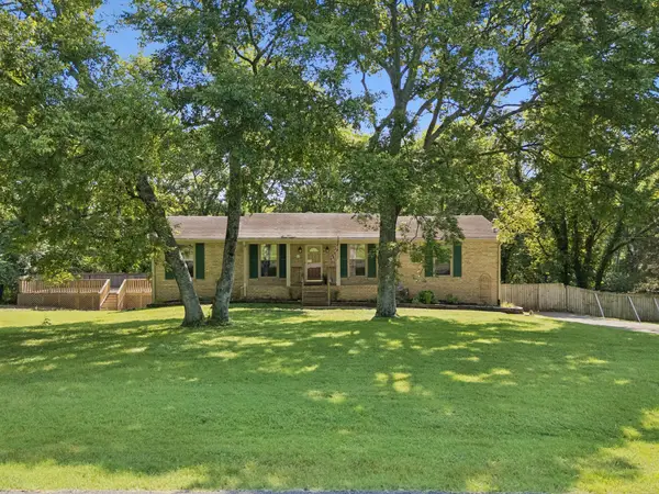 609 Clifton Dr, Goodlettsville, TN 37072