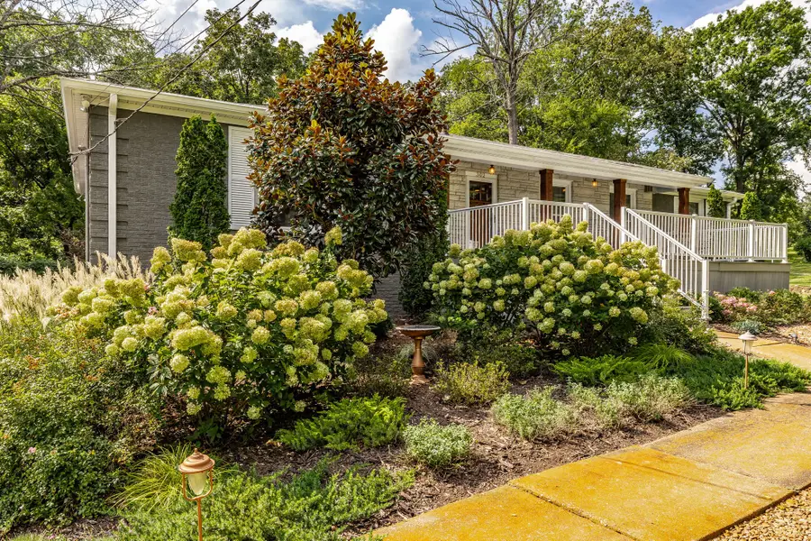 302 Green Acres Dr, Goodlettsville, TN 37072 - #3