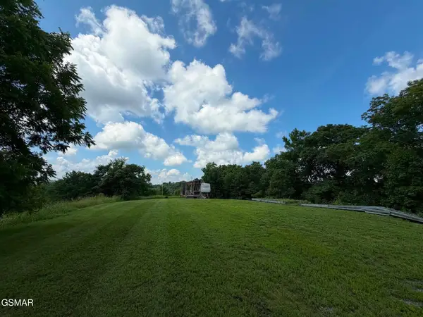 125 Picadilly Way, Parrottsville, TN 37843