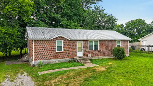 209 Walnut Crest Dr, Gallatin, TN 37066