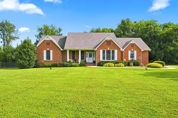 131 Maple Dr, Woodbury, TN 37190