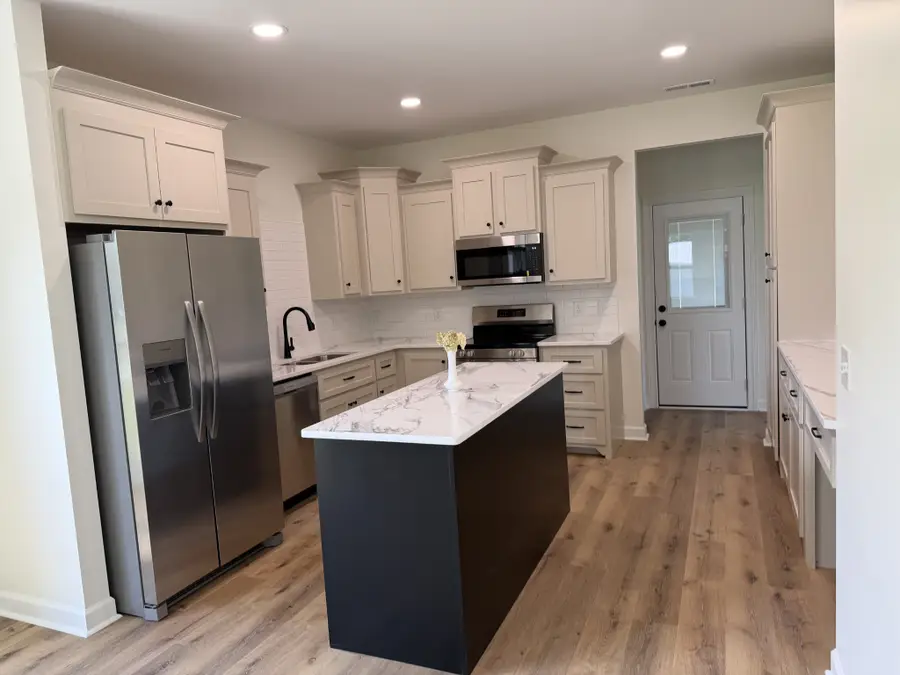 234 Lantz Rd E, Lawrenceburg, TN 38464 - #2
