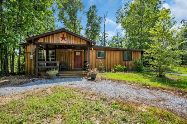 550 Tooley Trail Lane, Mc Ewen, TN 37101