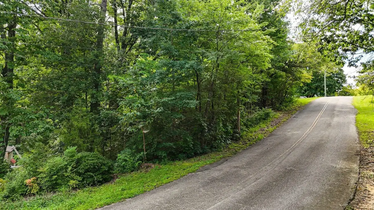 5064 Hunter Trail, Hixson, TN 37343 - #1