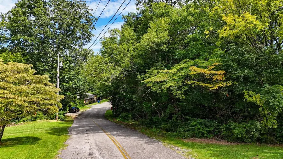 5064 Hunter Trail, Hixson, TN 37343 - #3