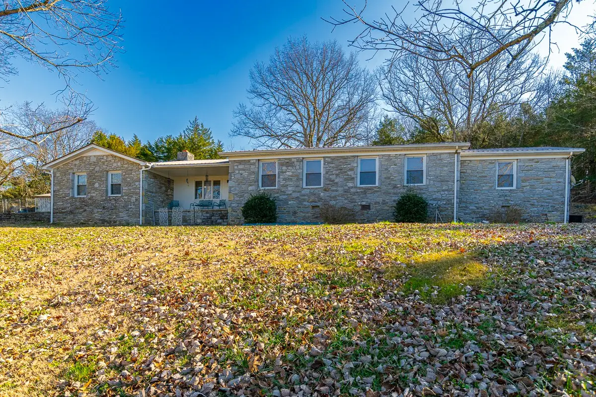 267 Shelbyville Hwy, Fayetteville, TN 37334 - #1