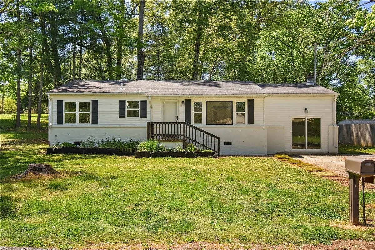 309 Rickenbacker Dr, Tullahoma, TN 37388 - #1