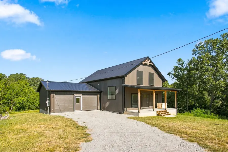 119 Pondview Dr, Hohenwald, TN 38462 - #2