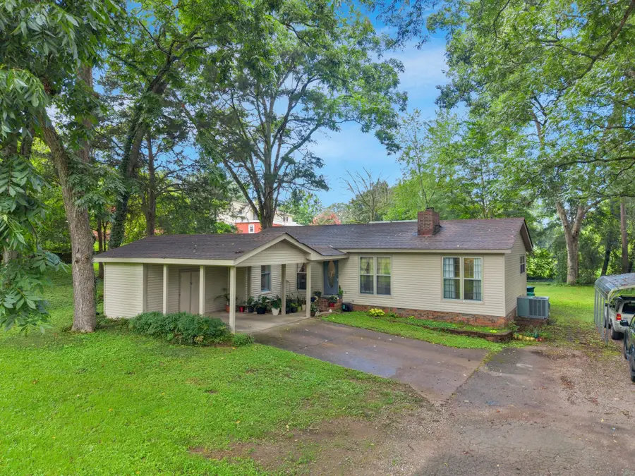 912 E College St, Pulaski, TN 38478 - #3