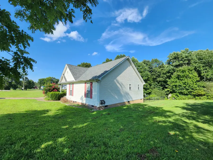1149 Oak Grove Rd, Goodspring, TN 38460 - #3
