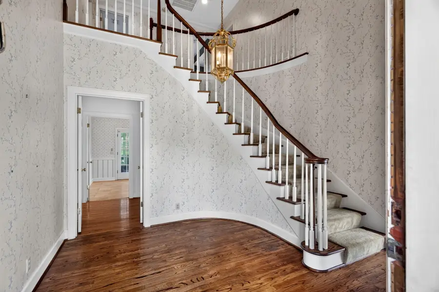 6517 Edinburgh Dr, Nashville, TN 37221 - #3