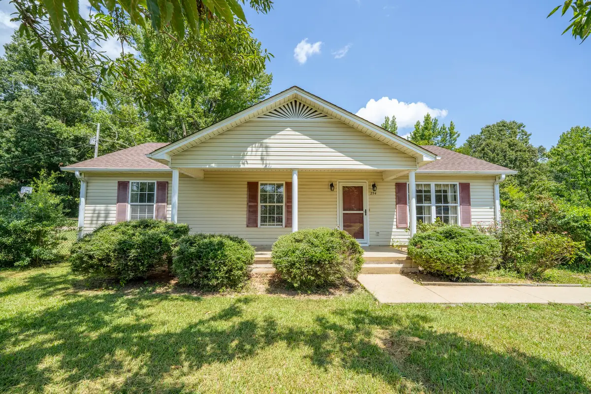 254 Linden Ln, Adamsville, TN 38310 - #1