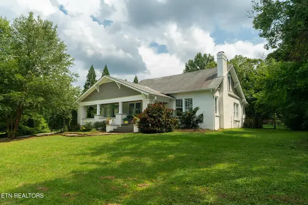 2516 Maple Drive, Knoxville, TN 37918