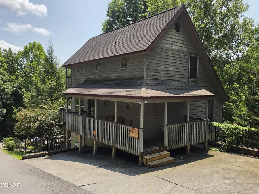 310 Greenwood Way, Pigeon Forge, TN 37863 - #2