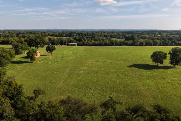 1334 Wallace Thompson Road, Lewisburg, TN 37091