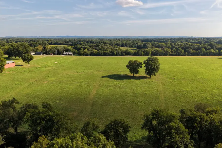1334 Wallace Thompson Road, Lewisburg, TN 37091 - #2