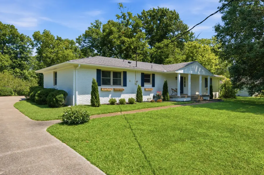 202 Harpeth Hills Dr, Franklin, TN 37069 - #2