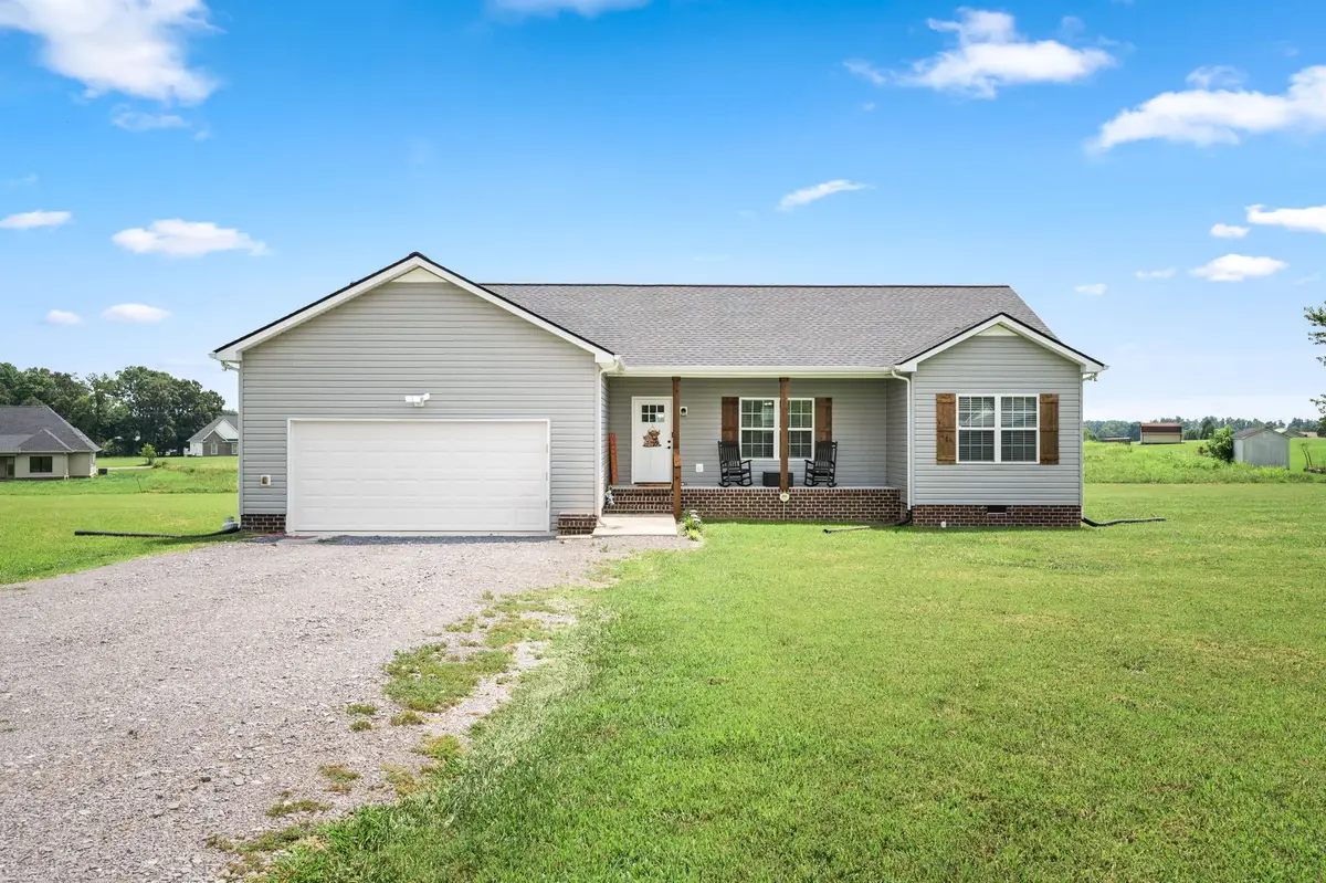 64 Cannon Pl, Woodbury, TN 37190 - #1