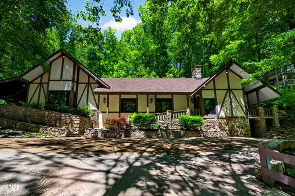 1116 Ski Mountain Road, Gatlinburg, TN 37738