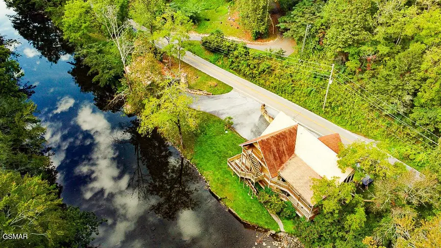 4273 Pittman Center Road, Sevierville, TN 37876 - #3