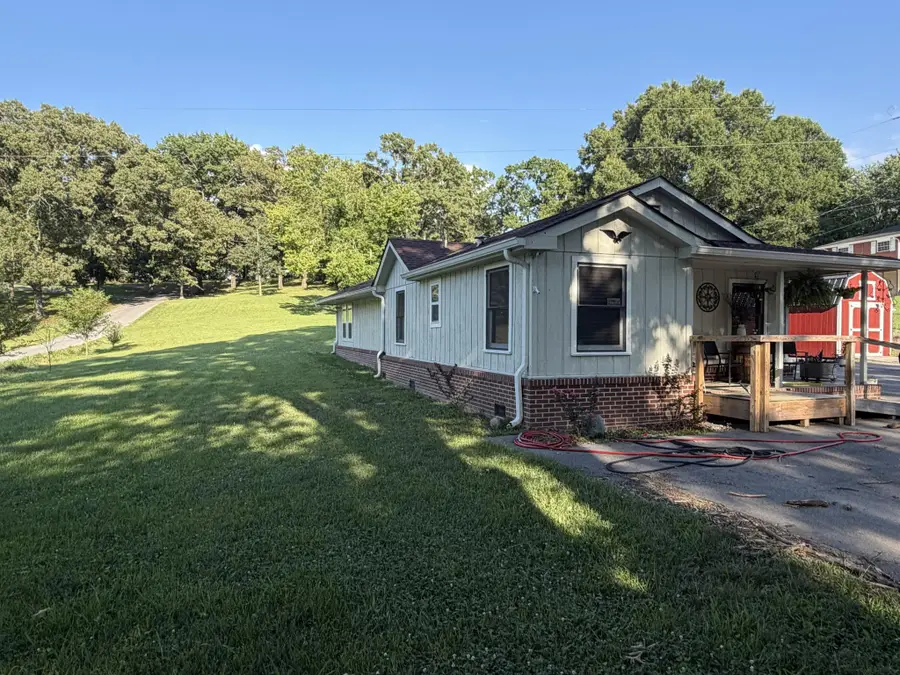 608 E Garden Farm Road, Rossville, GA 30741 - #3