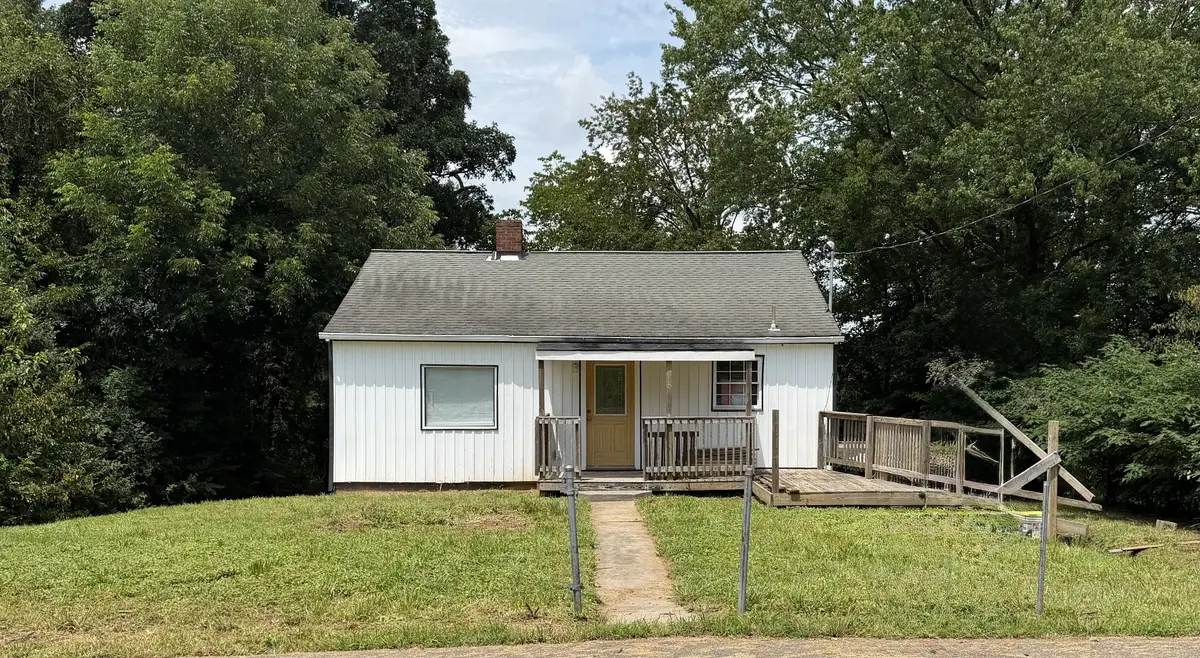 3903 Selma Ave, Knoxville, TN 37914 - #1