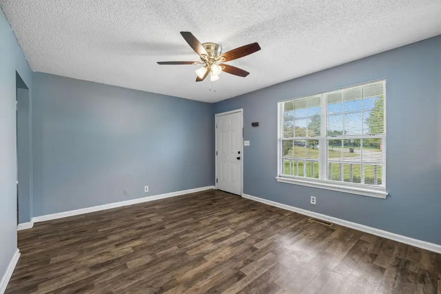 717 Polk Ave, Oak Grove, KY 42262 - #2