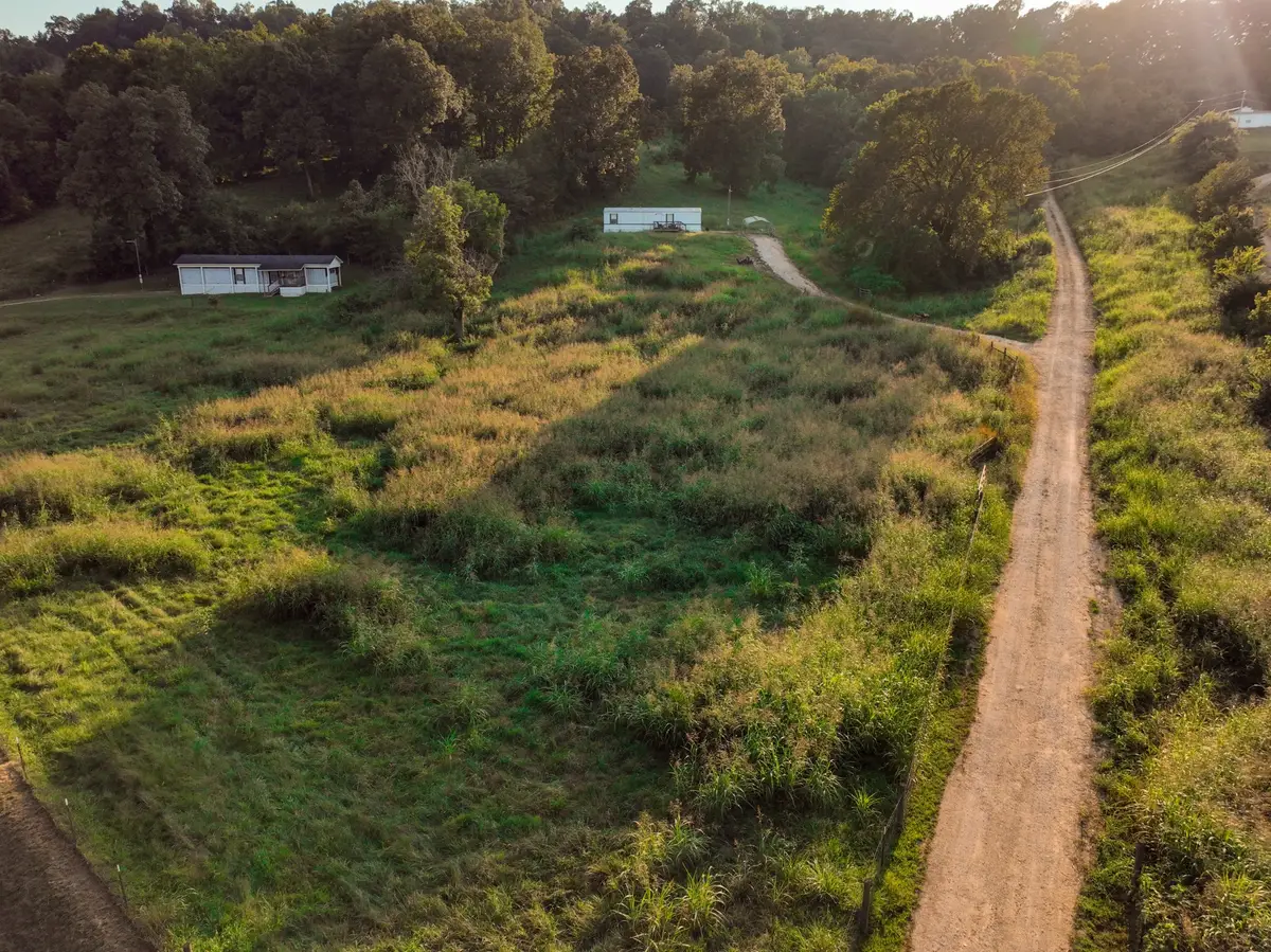 3846 Old State Rd, Hampshire, TN 38461 - #1