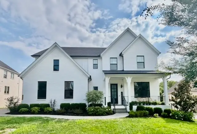 2049 Belsford Dr, Nolensville, TN 37135 - #1