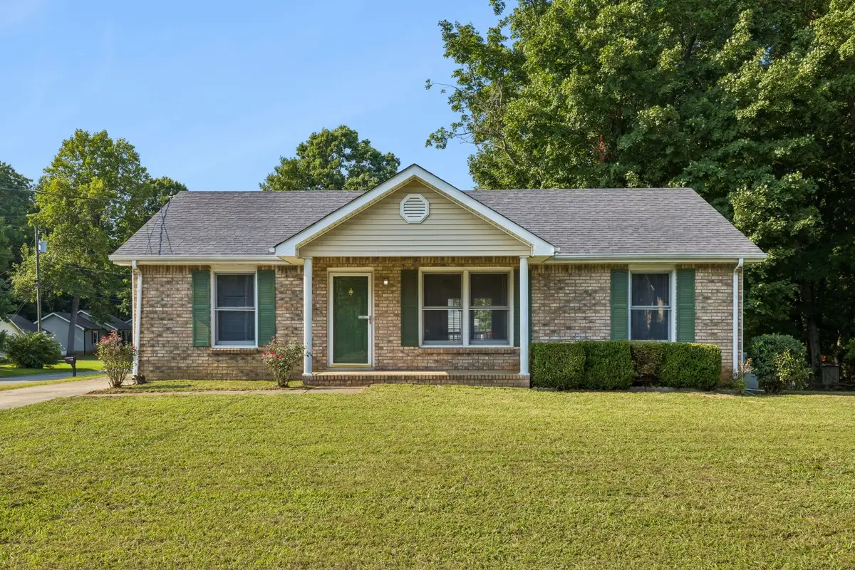 247 Quail Ridge Rd, Clarksville, TN 37042 - #1