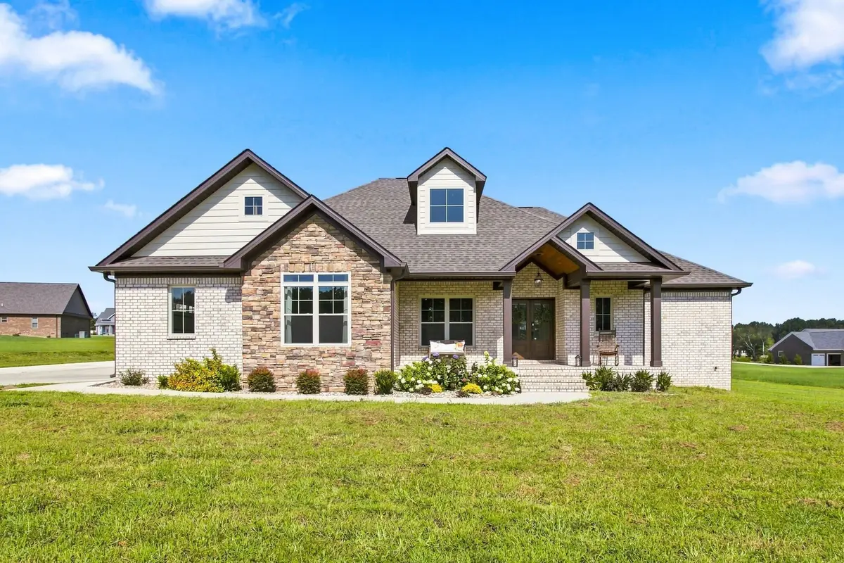 114 Hurst Dr, Leoma, TN 38468 - #1