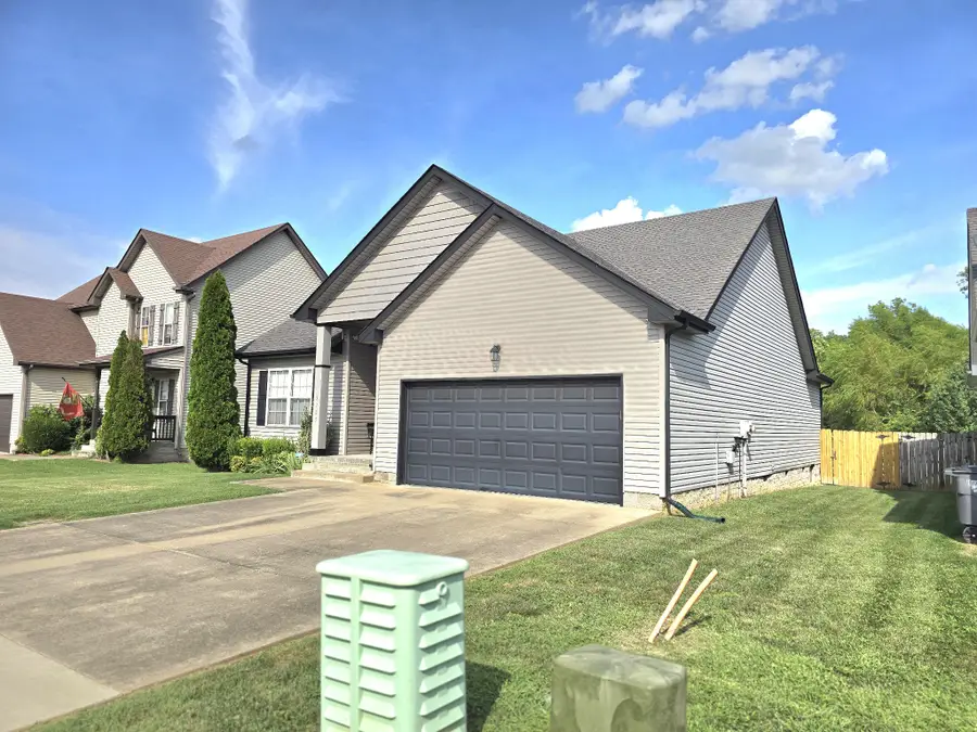 3735 Gray Fox Dr, Clarksville, TN 37040 - #2