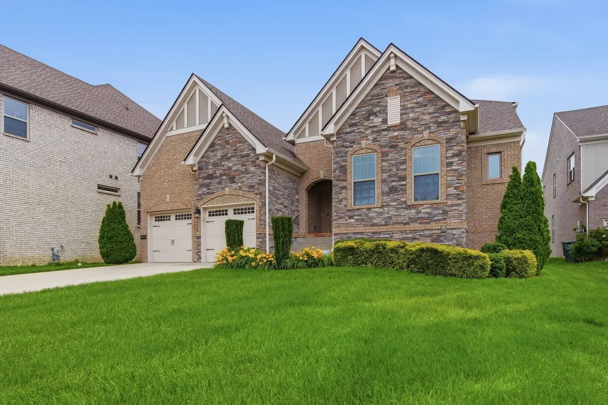 3061 Elliott Dr, Mount Juliet, TN 37122 - #1