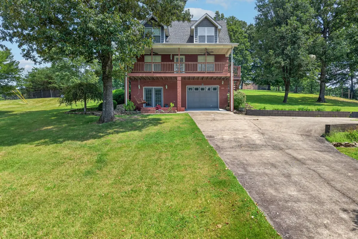 254 Sherwood Forest Rd, Livingston, TN 38570 - #1