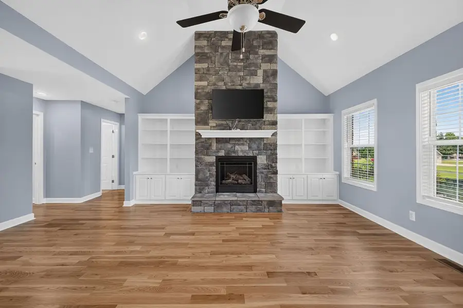 225 Gobbell Ave, Mount Pleasant, TN 38474 - #3