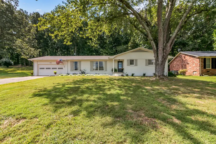 1923 White Oak Dr, Paris, TN 38242 - #2