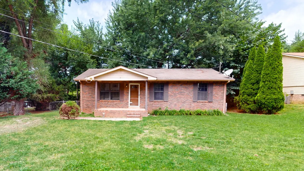 14 Cable Rd, Oak Grove, KY 42262 - #1